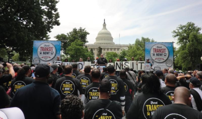 US workers call for public transport investment