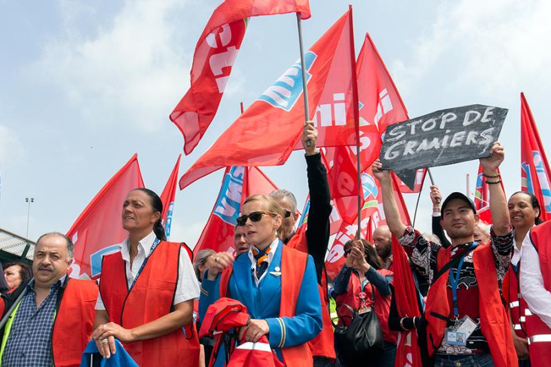 Schiphol ground workers take action with workers in 32 airports to launch Airports United