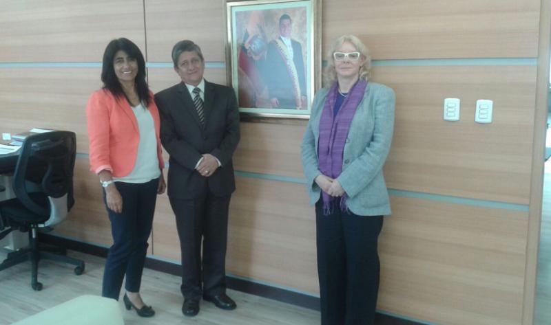 Ecuador labour minister Carlos Marx Carrasco meets Jimena Lopez (left) and Alison McGarry