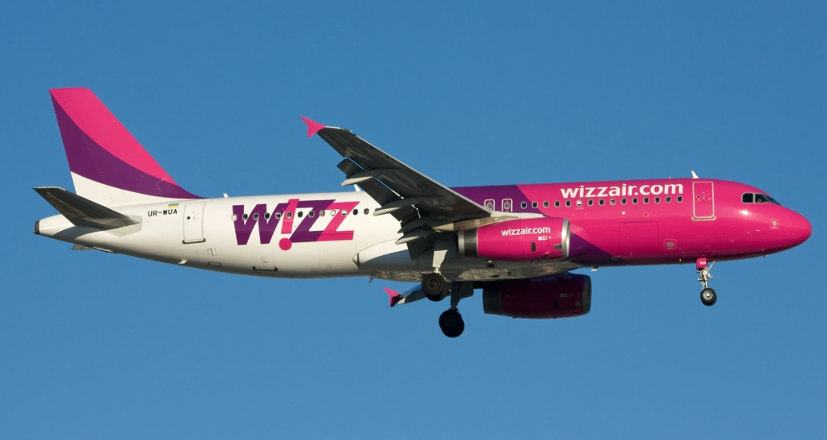 Wizz Air dismisses four trade unionists in latest union-busting ...